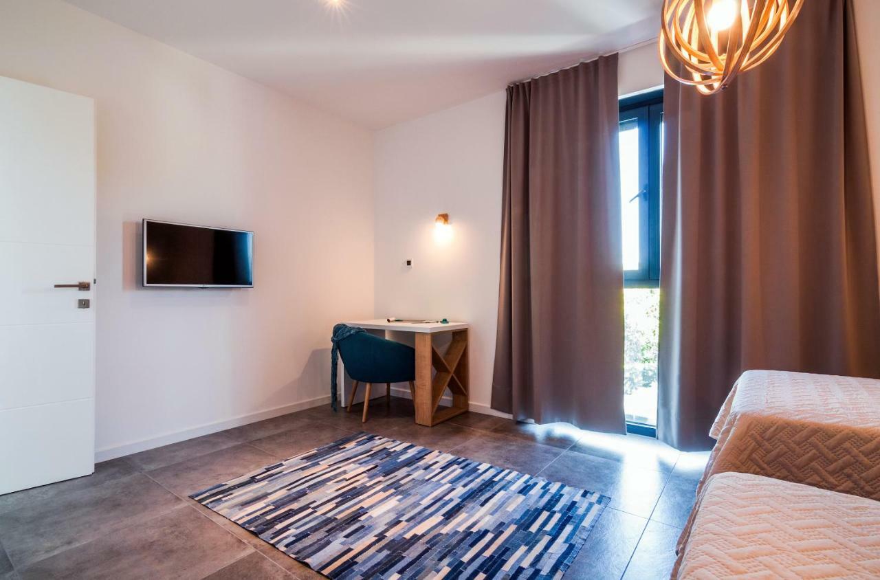 Ferienwohnung Punta Aqua Sukošan Exterior foto
